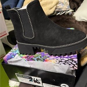 Cape Robbin Black Studded Ankle Booties